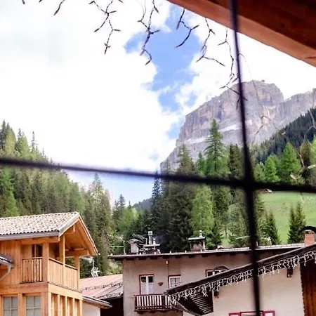 Albergo Centrale 2* Canazei
