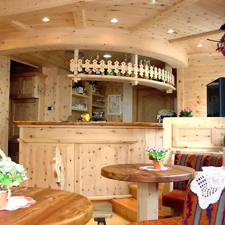 Hotel Centrale Canazei